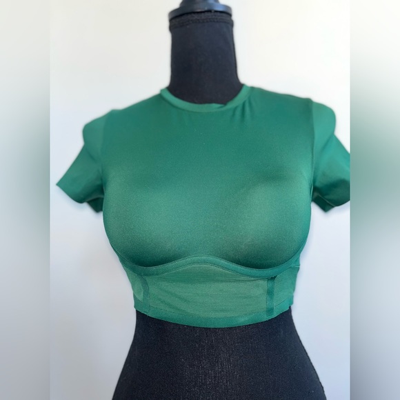 Ivy Park crop top - Picture 1 of 4